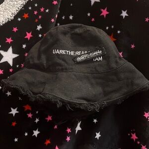 Korean bucket hat, one size, black, grunge